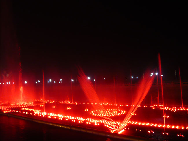 �������@��Ȫ